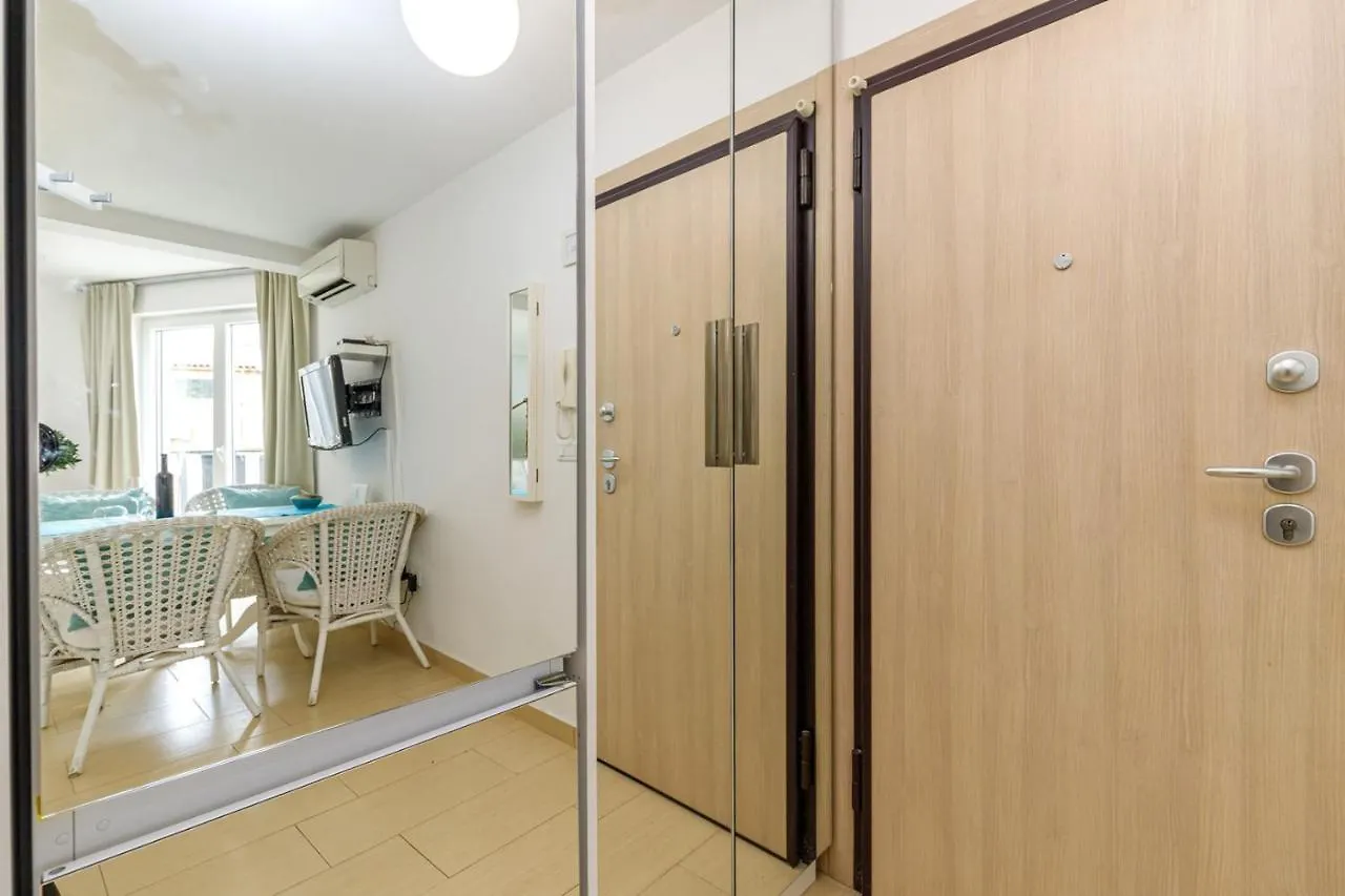 Apartments Buffy Porec Guest house