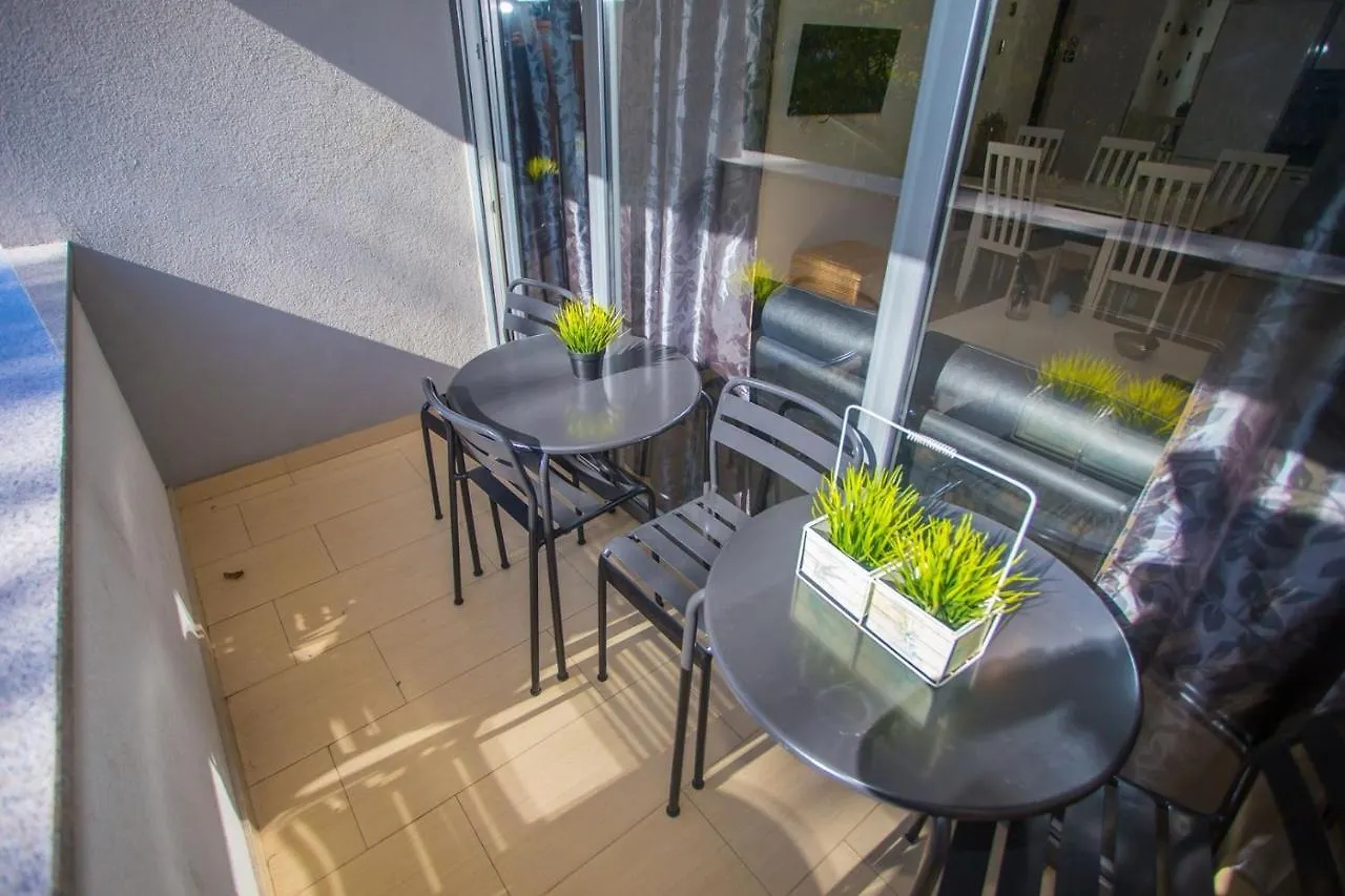 Apartments Buffy Porec Guest house