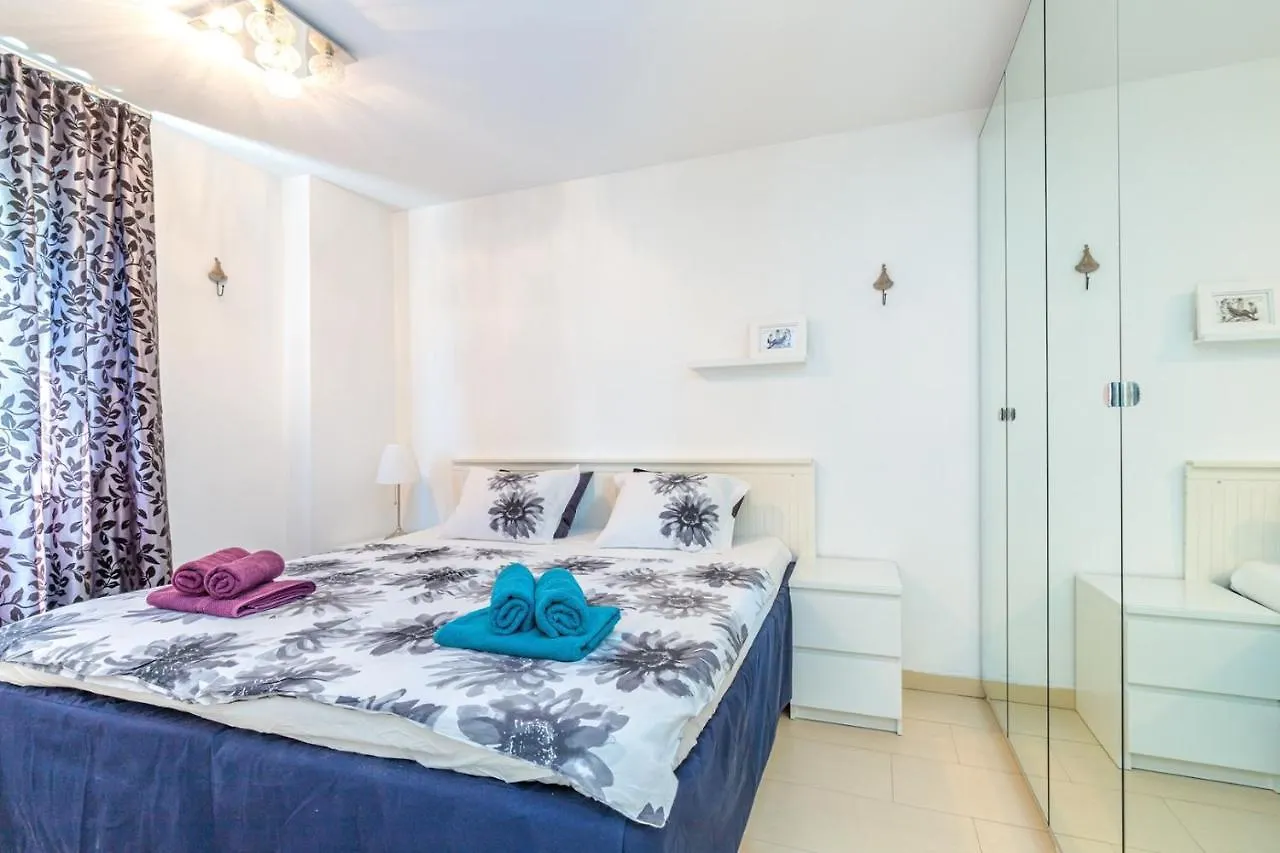 Apartments Buffy Porec Guest house
