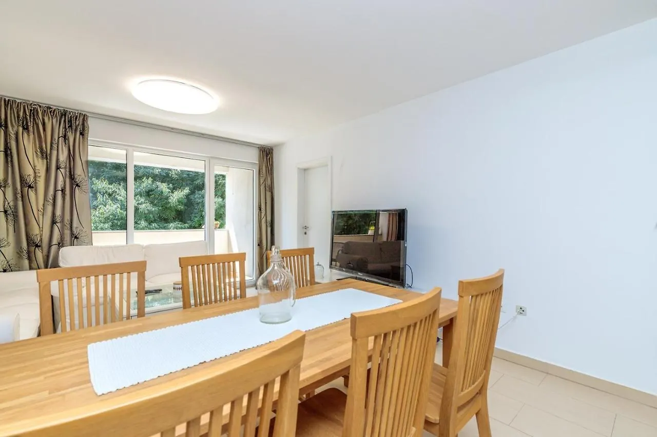 Apartments Buffy Porec 0*,